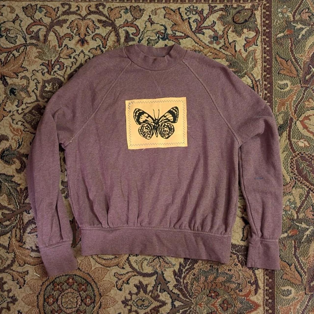 Small Butterfly Patch Sweatshirt