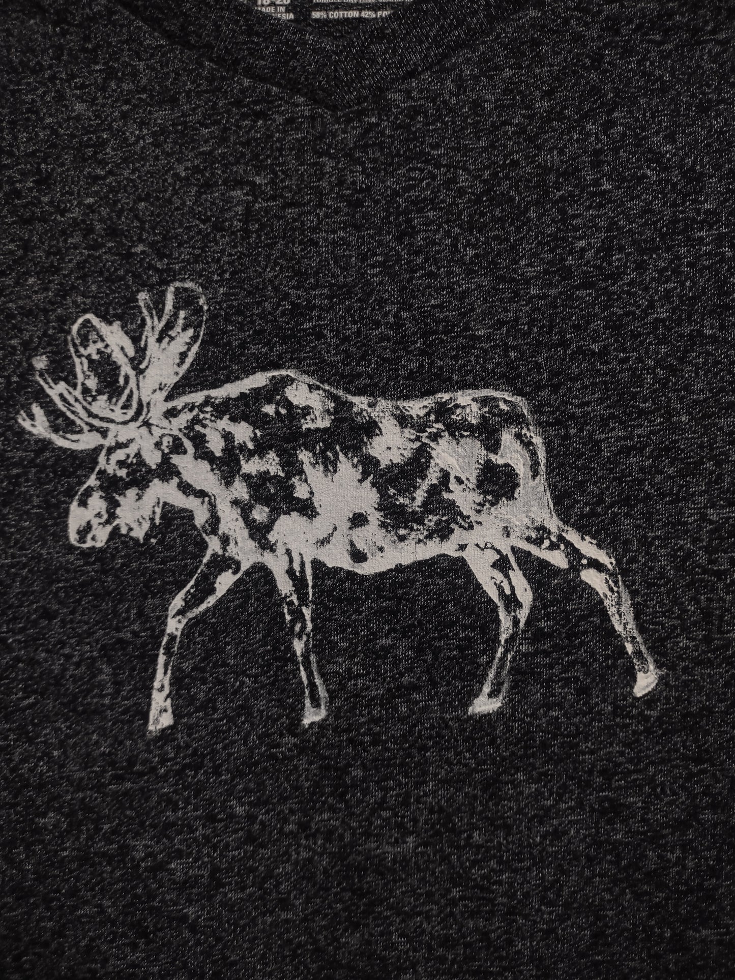 Children's XL moose shirt